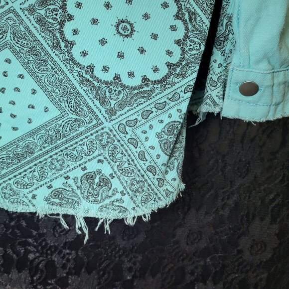NWOT POL Vintage Paisley Twill Shirt Jacket Shacket in Mint Green - Picture 9 of 12